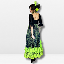 Cargar imagen en el visor de la galería, Falda flamenco mujer - Con estampado floral, volante en cascada lateral liso y volante bajo a topos
